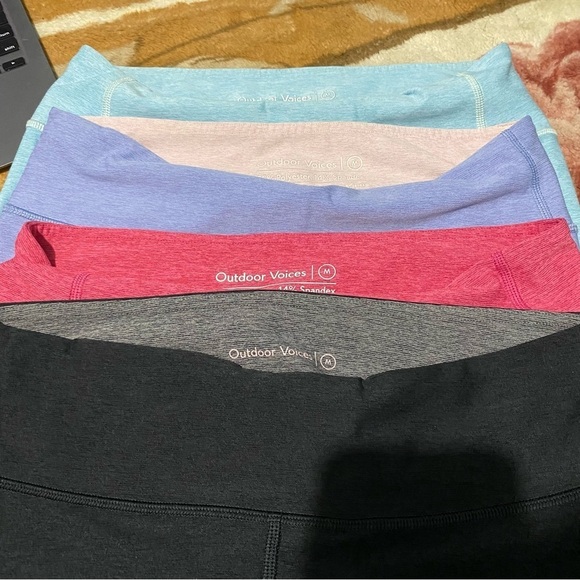Outdoor Voices Lot of 4 Leggings Sz M‎ - Picture 1 of 13